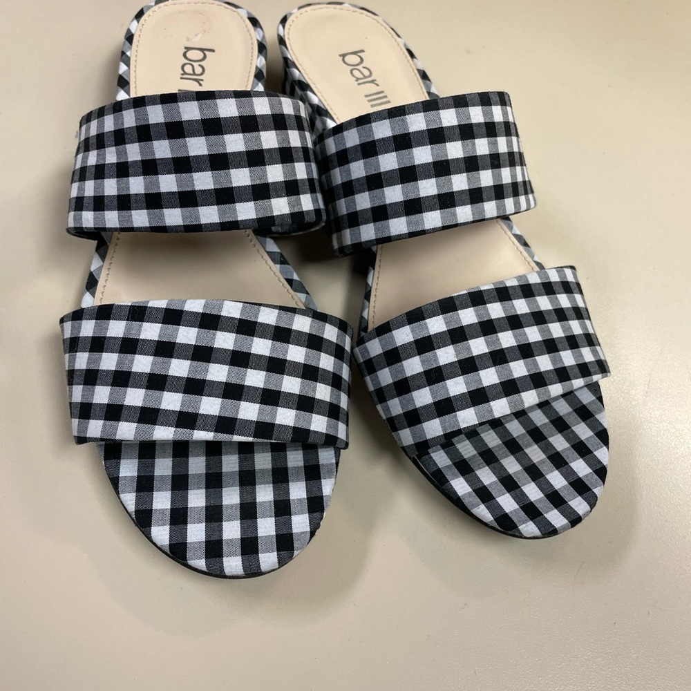 Beautiful sandals, perfect for summer!!!too big on me, - Picture 4 of 5
